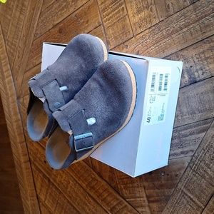 Suede comfortable clogs